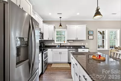 111 Wipprecht Drive, Spruce Pine, NC 28777 - Photo 9