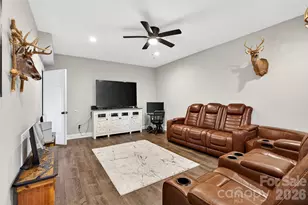 111 Wipprecht Dr, Spruce Pine, NC 28777 - Photo 25