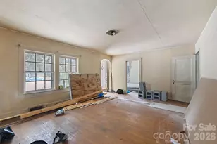 511 Raeford Ave, Lexington, NC 27292 - Photo 5