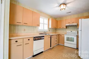 97-1 Edgemont Ave, Shelby, NC 28150 - Photo 9