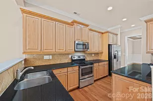 8408 Indigo Row, Charlotte, NC 28277 - Photo 11