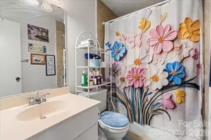 6123 Honeysuckle Ln, Charlotte, NC 28212 - Photo 27