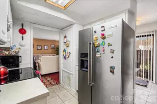 6123 Honeysuckle Ln, Charlotte, NC 28212 - Photo 9