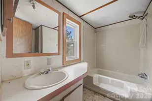 1696 Molly Cir, York, SC 29745 - Photo 19