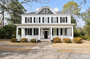 310 Kershaw St, Cheraw, SC 29520 - Photo 1