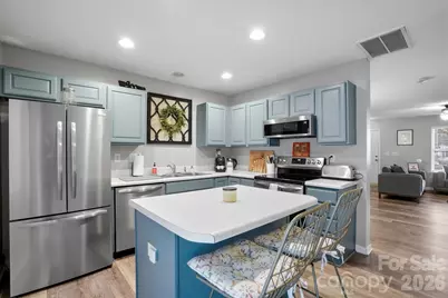 12350 Hennigan Place Lane, Charlotte, NC 28214 - Photo 15