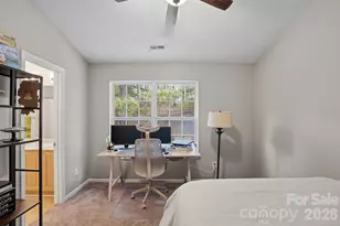 12350 Hennigan Pl Ln, Charlotte, NC 28214 - Photo 25