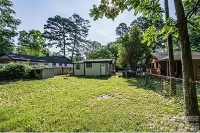 1807 Erie Street, Charlotte, NC 28216 - Photo 21