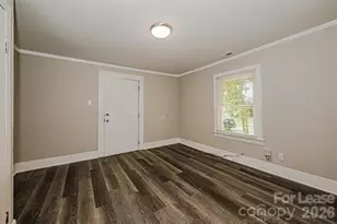1807 Erie St, Charlotte, NC 28216 - Photo 9