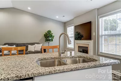 5519 Waverly Lynn Lane, Charlotte, NC 28269 - Photo 11