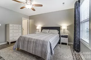 5519 Waverly Lynn Ln, Charlotte, NC 28269 - Photo 19