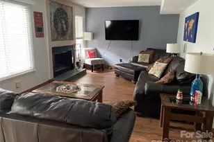 8316 Cricket Lake Dr, Charlotte, NC 28277 - Photo 3