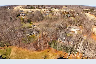 3816 Lyle Creek Avenue NE, Conover, NC 28613 - Photo 5