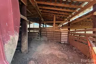 2041 Clyde St, Dallas, NC 28034 - Photo 33