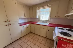 2041 Clyde St, Dallas, NC 28034 - Photo 17