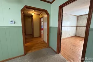 2041 Clyde St, Dallas, NC 28034 - Photo 11