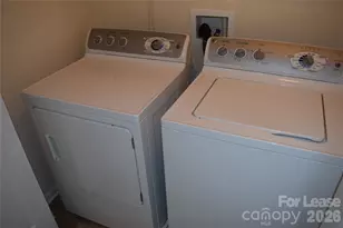 1413 Killashee Ct, Charlotte, NC 28213 - Photo 11