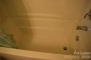 1413 Killashee Ct, Charlotte, NC 28213 - Photo 9