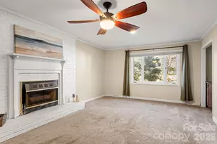 9118 Windjammer Dr, Tega Cay, SC 29708 - Photo 11