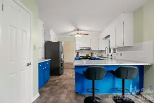 9118 Windjammer Dr, Tega Cay, SC 29708 - Photo 23