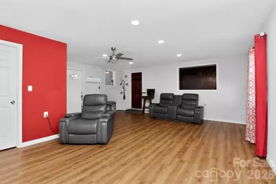 5525 Alpine Lane, Charlotte, NC 28269 - Photo 3