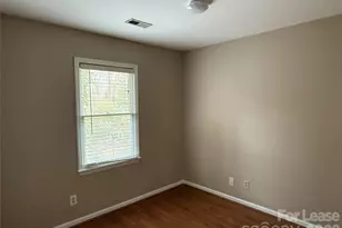 1908 Thurmond Pl, Charlotte, NC 28205 - Photo 7