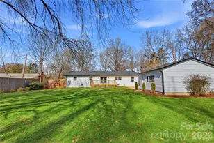 7834 Rainbow Dr, Charlotte, NC 28227 - Photo 37