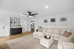 3715 Bankston Pl, Charlotte, NC 28215 - Photo 9