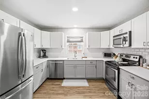 3715 Bankston Pl, Charlotte, NC 28215 - Photo 5