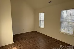 6319 Elliott Dr, Charlotte, NC 28216 - Photo 9