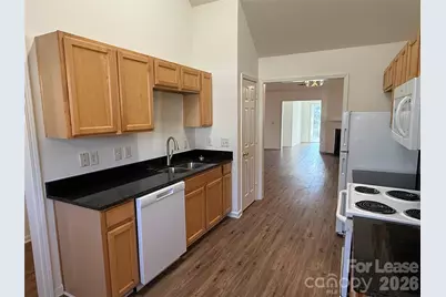 6319 Elliott Drive, Charlotte, NC 28216 - Photo 7