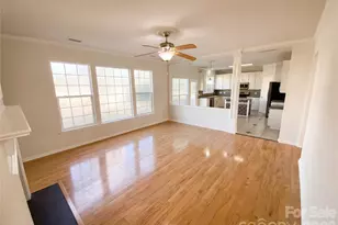 10803 Fountaingrove Dr, Charlotte, NC 28262 - Photo 13