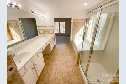 10803 Fountaingrove Drive, Charlotte, NC 28262 - Photo 19