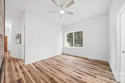 28 Central Avenue, Granite Falls, NC 28630 - Photo 9