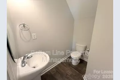 6104 Guildford Hill Lane, Charlotte, NC 28215 - Photo 5