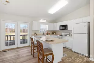 45 Brentwood Dr, Taylorsville, NC 28681 - Photo 9