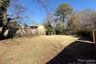 4428 Brooktree Dr, Charlotte, NC 28208 - Photo 13