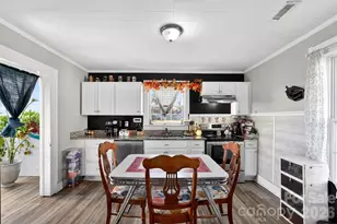 121 Holland St, Gaffney, SC 29341 - Photo 19