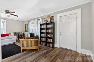 121 Holland St, Gaffney, SC 29341 - Photo 7