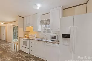 321 Shovel Creek Rd, Waynesville, NC 28786 - Photo 9