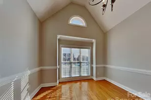 2562 Firethorn Ct, Gastonia, NC 28056 - Photo 5