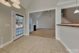 2562 Firethorn Ct, Gastonia, NC 28056 - Photo 7