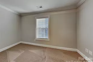 2562 Firethorn Ct, Gastonia, NC 28056 - Photo 15