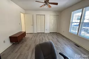 160 Whispering Pines Dr, Marion, NC 28752 - Photo 25