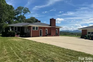 598 Miles View Rd, Mills River, NC 28759 - Photo 5