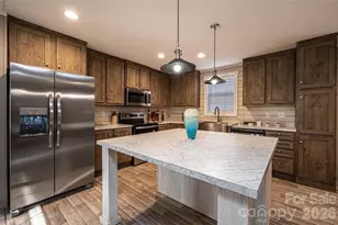 1070 Cottrell Hill Rd, Lenoir, NC 28645 - Photo 7