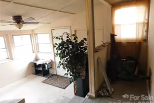 3163 Loomis Rd, Lincolnton, NC 28092 - Photo 11