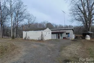 3163 Loomis Rd, Lincolnton, NC 28092 - Photo 3