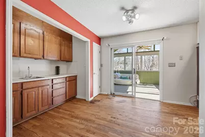 5969 Gold Creek Estate Drive, Hickory, NC 28601 - Photo 23