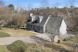 5969 Gold Creek Estate Dr, Hickory, NC 28601 - Photo 7